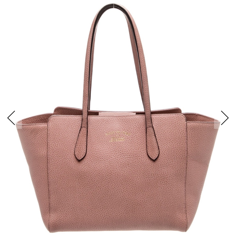 Gucci Leather Swing purse